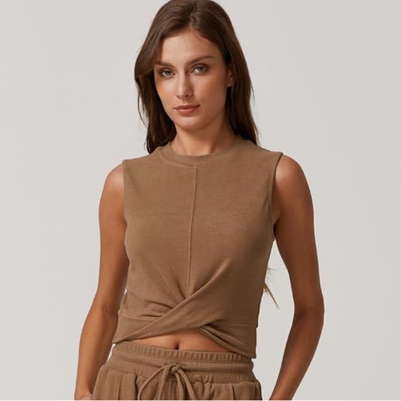 QINSEN Women’s Crewneck Twist Tank Front Crop Brown Sleeveless Sz Sm - Picture 8 of 8